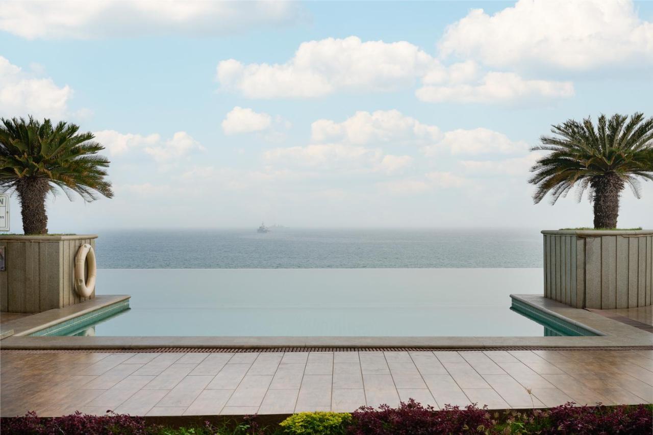 Novotel Visakhapatnam Varun Beach Exterior foto